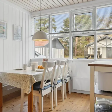 Julkil - 250m From The Sea By Interhome *