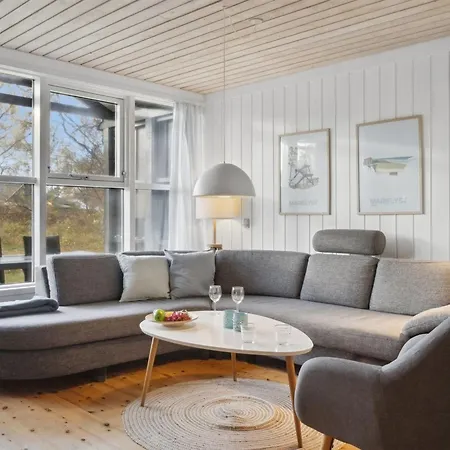 Nyaraló Julkil - 250m From The Sea By Interhome *