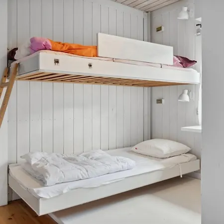Julkil - 250m From The Sea By Interhome