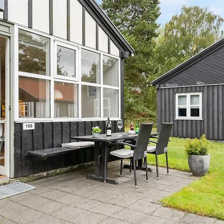 Julkil - 250m From The Sea By Interhome Bøtø By