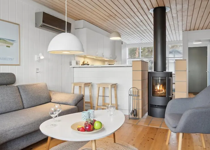 Julkil - 250m From The Sea By Interhome 度假居